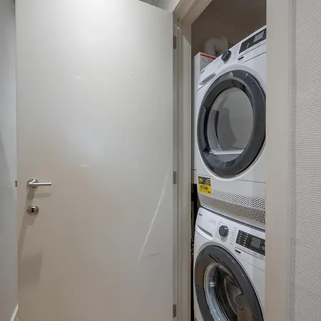 7e Verdiep Met Zeezicht In Voor Max 6 Personen Apartment